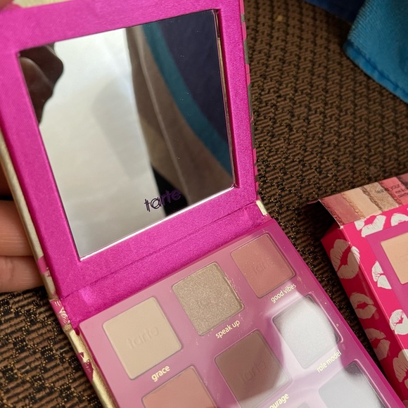 NWOT Tarte Leave Your Mark vll Eyeshadow & Cheek Palette Makeup - Picture 3 of 7